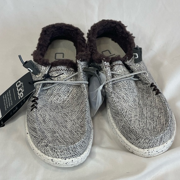 HEY DUDE WENDY SALT AND PEPPER Lightweight Slip-On Women’s Shoe Sz 5 NWT - Picture 1 of 8